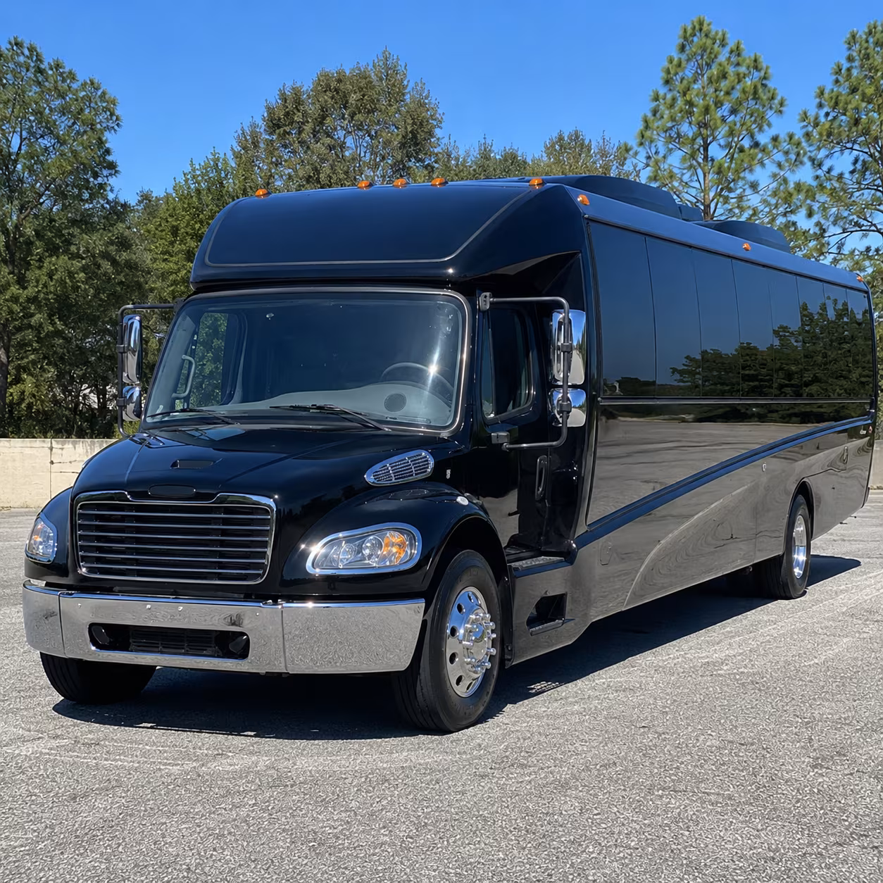 albany 25 passenger minibus