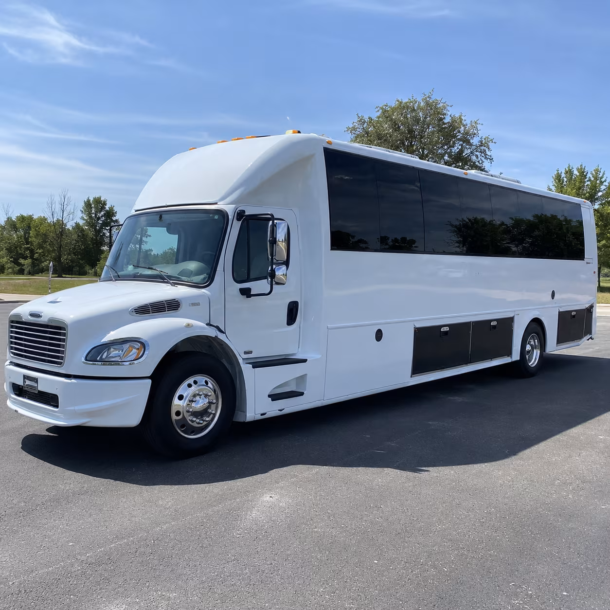 albany 40 passenger party bus