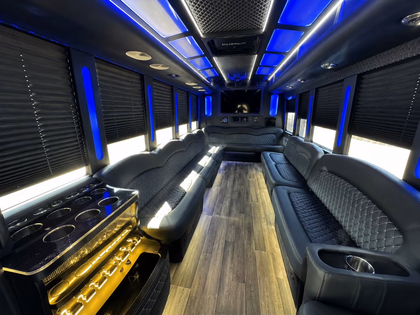 bachelor party bus rentals to rivers casino and saratoga gaming