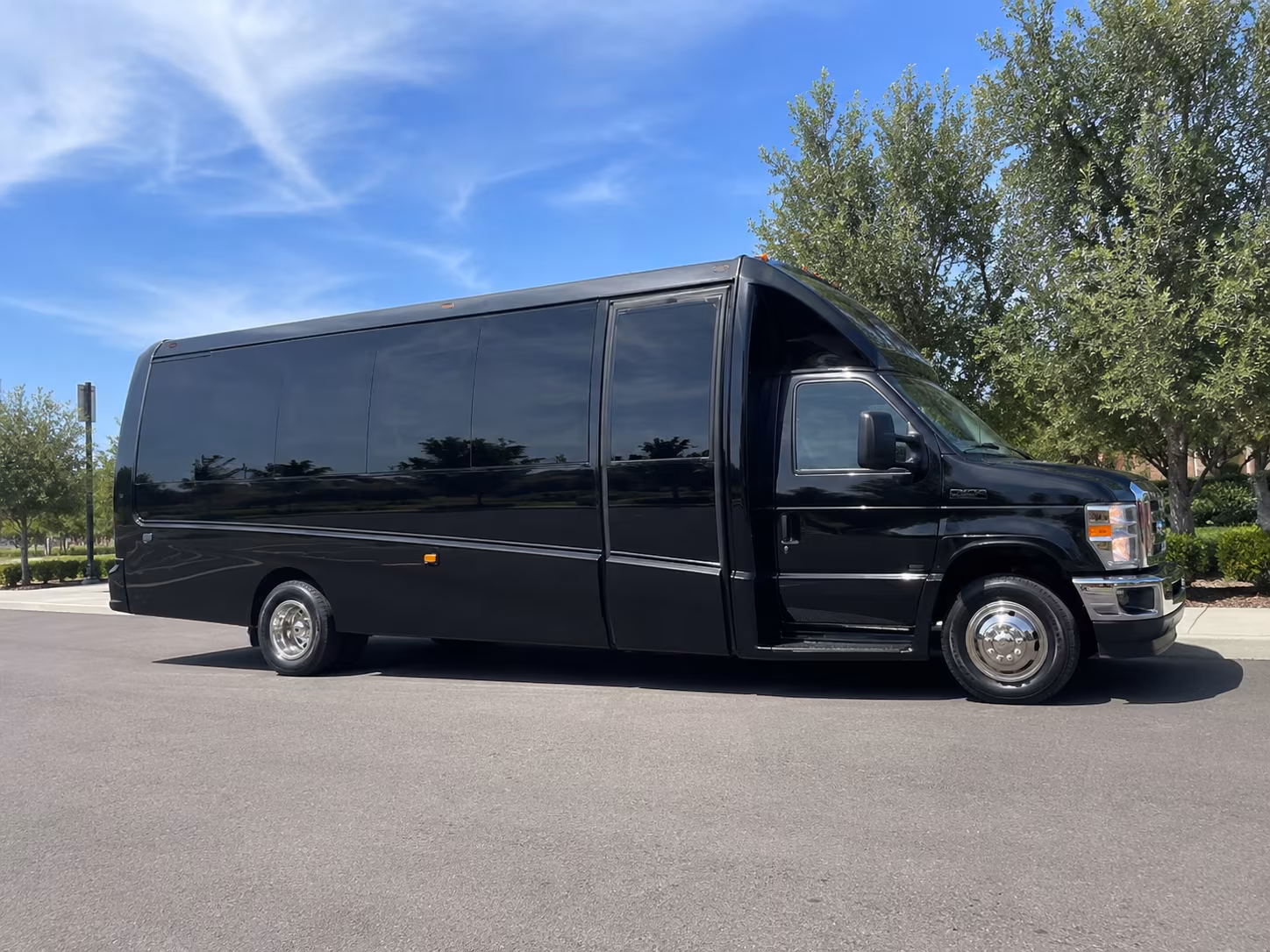 minibuses and sprinter vans for executive team travel in albany